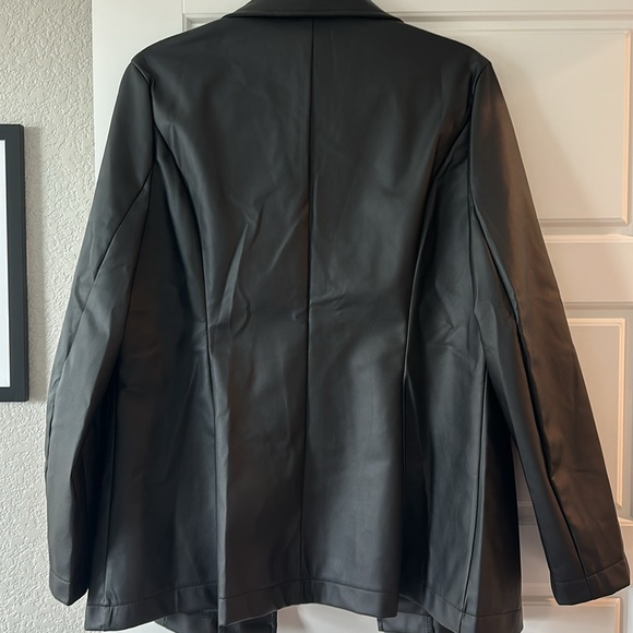 Faux Leather Blazer, size L - Picture 5 of 5
